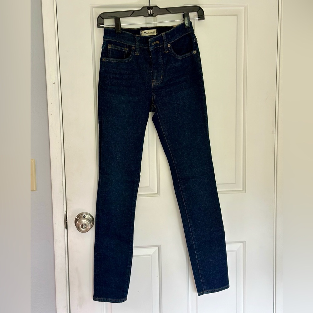Madewell NWT 9” Mid-Rise Skinny with Tencel Magic Pockets size 24